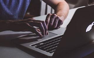 前狼队球员暗示鲁本·内维斯会转投皇马，曼联转会传闻落空